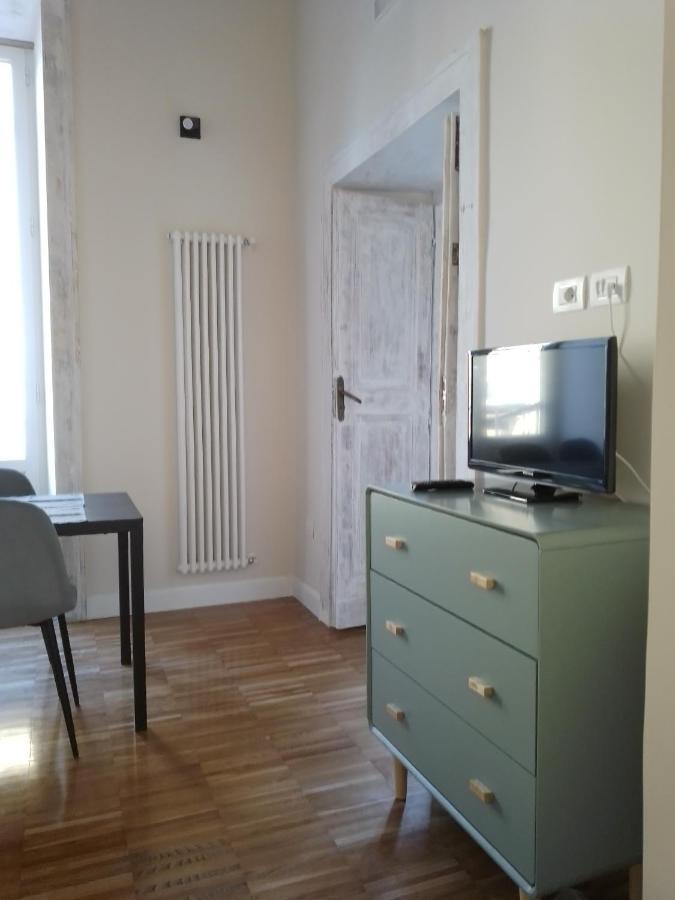 Puntoxenia Torri Aragonesi Apartment Наполи Екстериор снимка